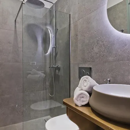 Myrthea Luxury Kyra Panagia