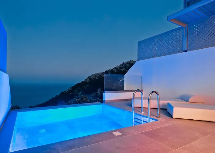 Myrthea Luxury Villa *